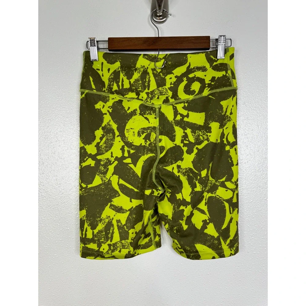 Nike Dri-FIT Womens High Waisted Biker Shorts Green Abstract Print DM7627-321